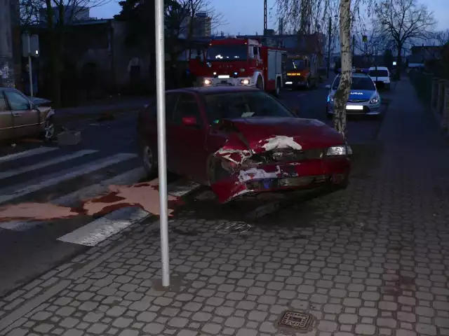 Wypadek w Lesznie na ulicy św. Franciszka z Asyżu.