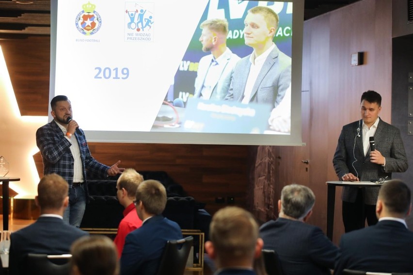 3.12.2021, stadion Wisły, loża prezydencka: jubileusz...