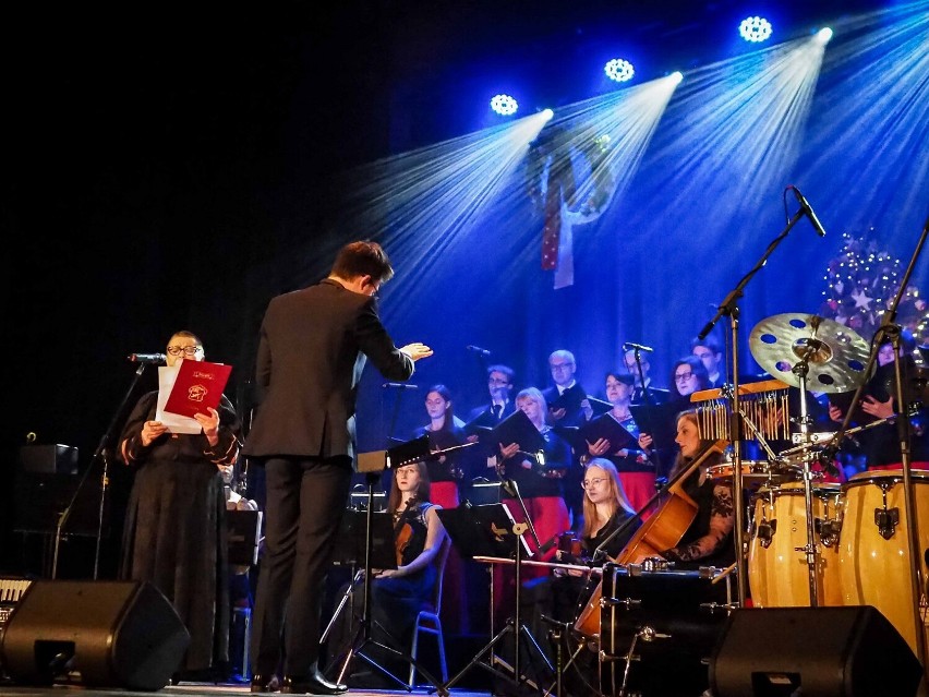 Gorlice. Ciągle w świątecznym klimacie, czyli koncert "Z nieba wysokiego" w Gorlickim Centrum Kultury [ZDJĘCIA]