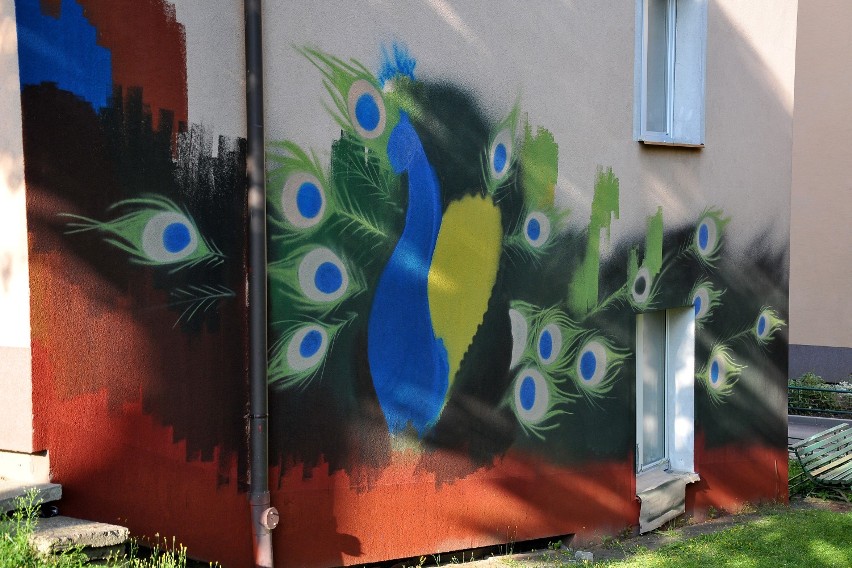To już drugi mural na bloku przy ul. Kościuszki w Jaśle.