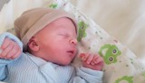 Olaf Różalski to pierwsze dziecko urodzone w 2024 roku w Pleszewie! Chłopiec urodził się 1 stycznia po godzinie 10:00