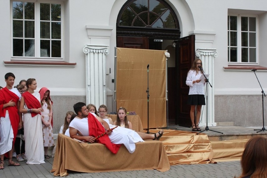 Narodowe czytanie Quo Vadis w Puławach (ZDJĘCIA)