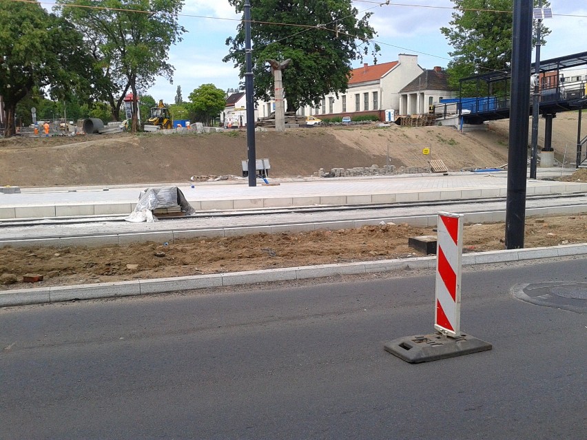 Budowa węzła przesiadkowego przy dworcu Toruń Miasto [zdjęcia]