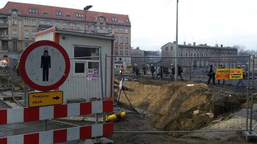 Gliwice: Ulica Zwycięstwa zamknięta.