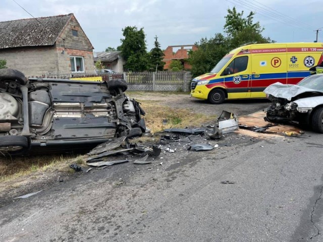 Wypadek w Dębinie (gm. Biała). Są ranni