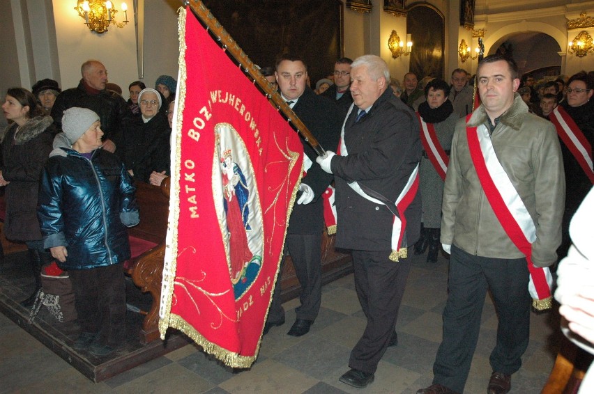Relikwie krwii błogosławionego Jana Pawła II w wejherowskim sanktuarium