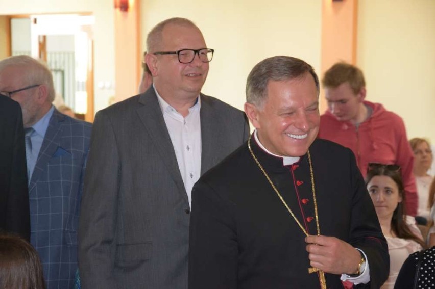 abp. Mieczysław Mokrzycki w Szamotułach