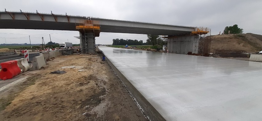 Budowa autostrady A1 Piotrków - Tuszyn wraz z węzłem...