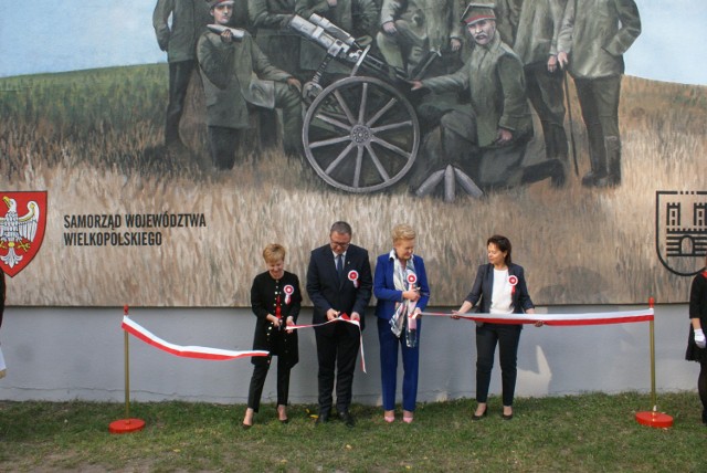 Mural poświęcony Powstaniu Wielkopolskiemu oficjalnie odsłonięty w Kaliszu