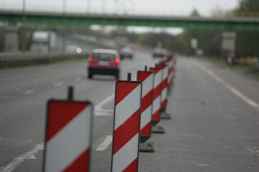 Wypadek w Markach. Wjazd do Warszawy zablokowany...