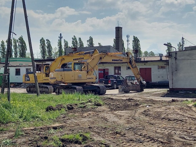 Rozpoczęły się prace związane z budową pasażu handlowego przy ul. Sokołowskiej 9 w Golubiu-Dobrzyniu. To koniec historii piekarni MSZiZ