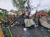 Tragiczny pożar w Żarach. Pod zgliszczami strażacy odkryli spalone zwłoki