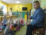 Przedszkole Ekologiczne Kwidzyn: Funkcjonariusz policji spotkał się z przedszkolakami