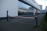 Parking na terenie gorlickiego szpitala będzie płatny. Dla pracowników lecznicy miesięczna stawka to... 10 złotych