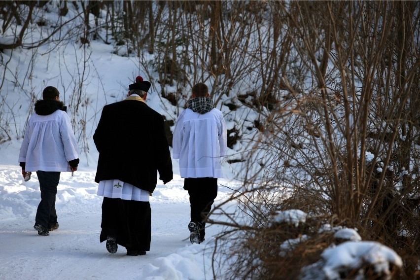 Kolęda 2022. Po dwóch latach przerwy w Archidiecezji Krakowskiej wraca tradycyjna forma świątecznych wizyt duszpasterskich
