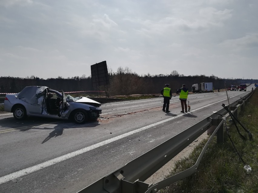 Groźny wypadek w Kozłowie na obwodnicy Świecia. W sobotę (30...