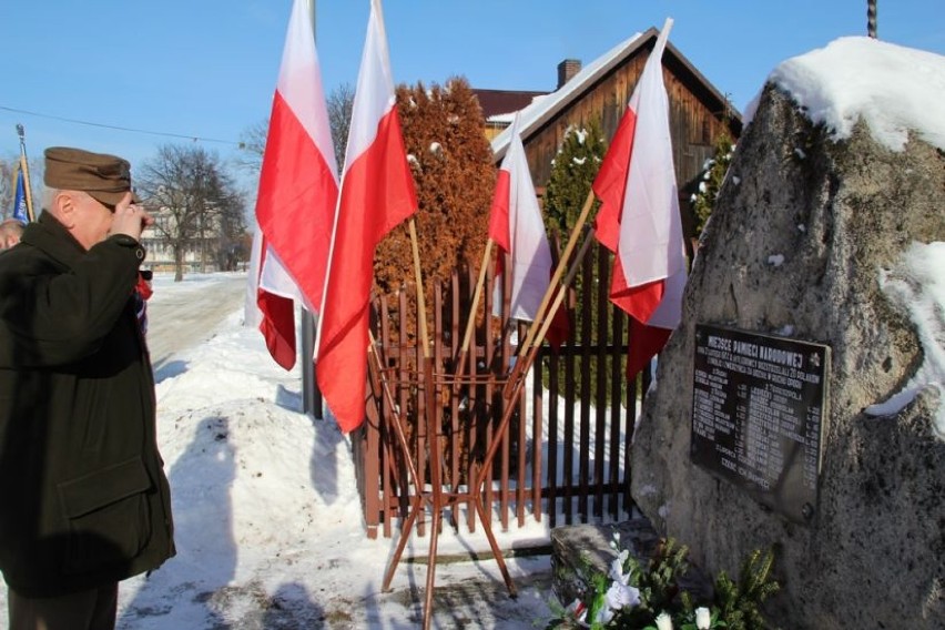 Uroczystości w Zwierzyńcu: uczcili pamięć poległych mieszkańców