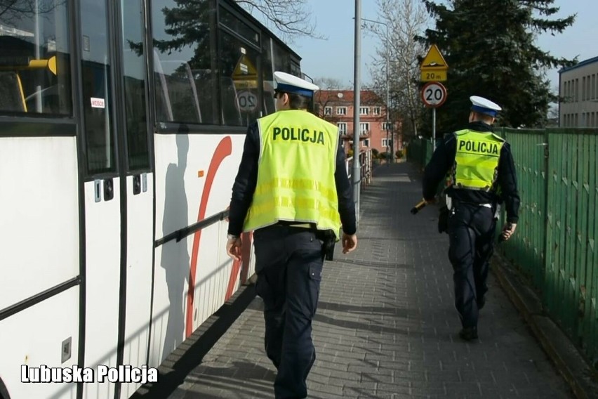 W piątek (15 marca) policjanci krośnieńskiej drogówki...