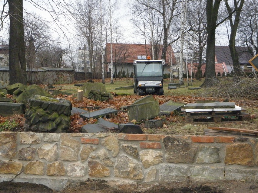Cmentarz żydowski Żory: Remont najstarszej nekropolii [ZDJĘCIA]