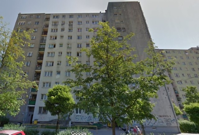 Policja ujawniła zwłoki starszego mężczyzny w jednym z mieszkań przy ul. Gwiaździstej.