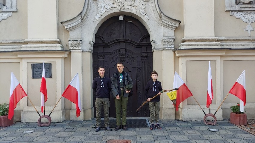 123 kilometry przebiegli uczestnicy Sztafety Ojców Niepodległości. Upamiętnili walkę Polaków o niepodległość przez 123 lata niewoli