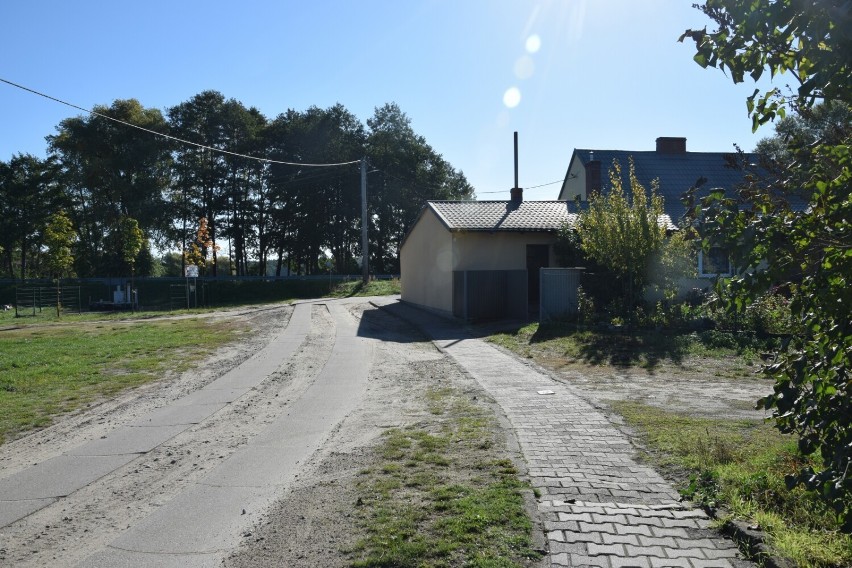 Nowa Wieś Zbąska uszkodzony drogowy przepust