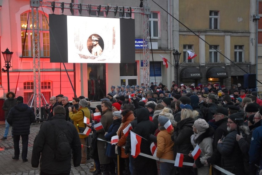 Prezydent RP na uroczystościach Zaślubin Polski z Morzem w Wejherowie