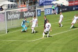 Górnik Zabrze przegrał z Schalke 04 Gelsenkirchen. W meczu padło aż pięć bramek. Zobacz ZDJĘCIA