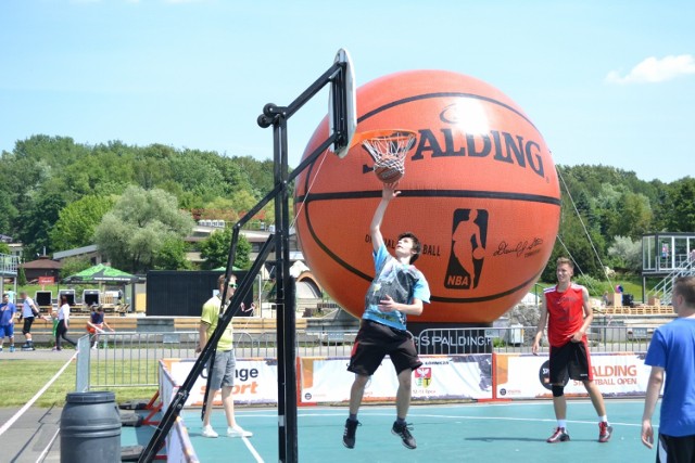 Streetball w Parku Śląskim. Turniej Spalding Streetball Open