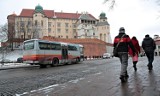 Kraków. Duże zmiany dla kierowców w centrum. Ograniczony został ruch pod Wawelem