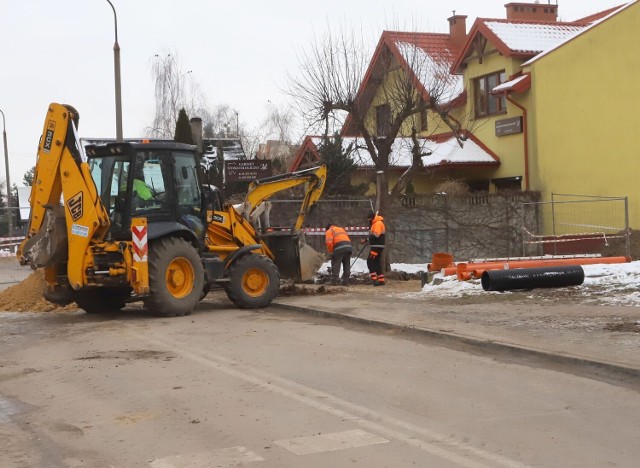 To już ostatnie prace na Borkach, gdzie Wodociągi Miejskie budowały sieć kanalizacyjną.