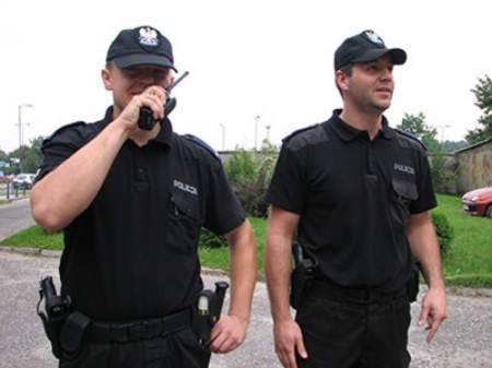 Jacek Zaborski i Tomasz Chromik mogą dorobić po godzinach, bo są jednymi z lepszych policjantów w Żorach. Tomasz Siemieniec