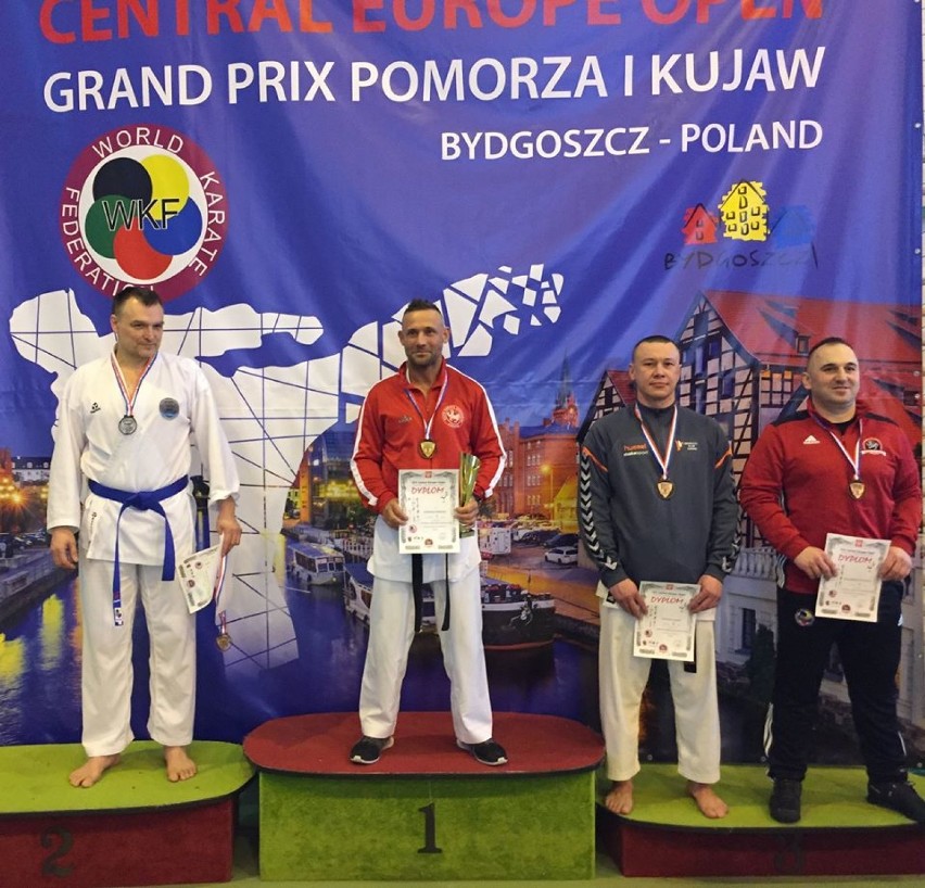 Oborniccy karatecy na medal w Międzynarodowym Turnieju Karate WKF
