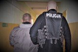 42-latek odpowie za płacenie cudzą kartą za zakupy