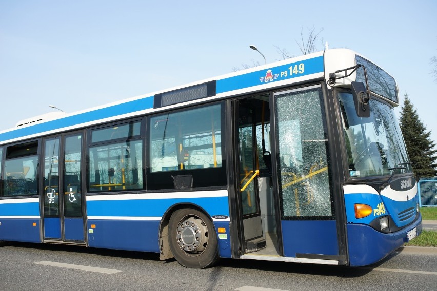 Kraków. Strzelanina w autobusie. Mężczyzna strzelił do pasażera [ZDJĘCIA]