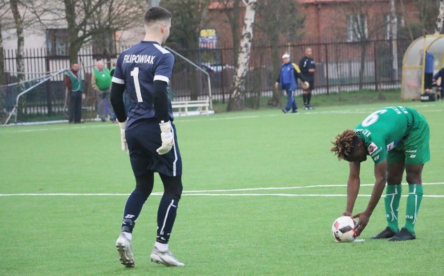 Półfinał Pucharu Polski: Jarota - KKS 0:0 (karne 4:3)