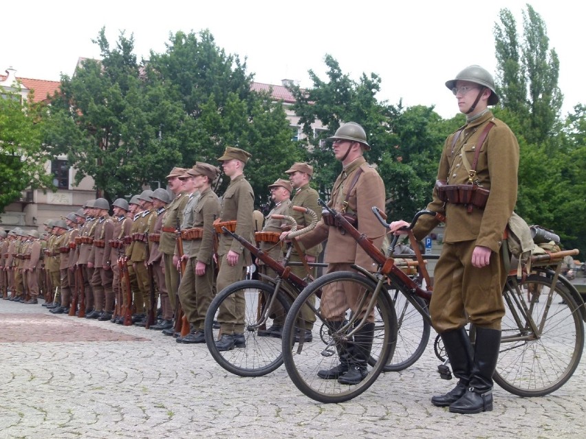 Święto 10 Pułku Piechoty (Więcej zdjęć)