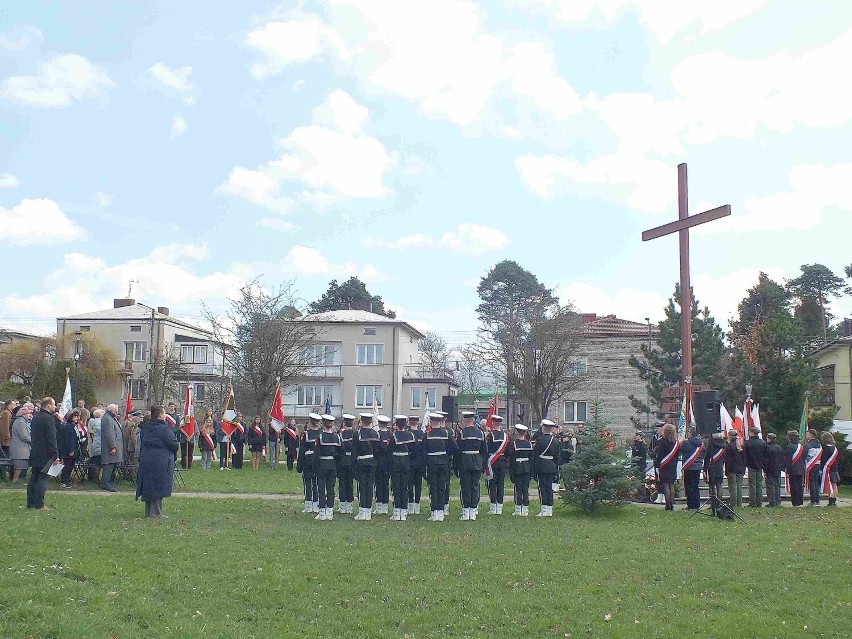 Uroczyste obchody Dnia Pamięci Ofiar Zbrodni Katyńskiej w Starachowicach. Zobacz zdjęcia 