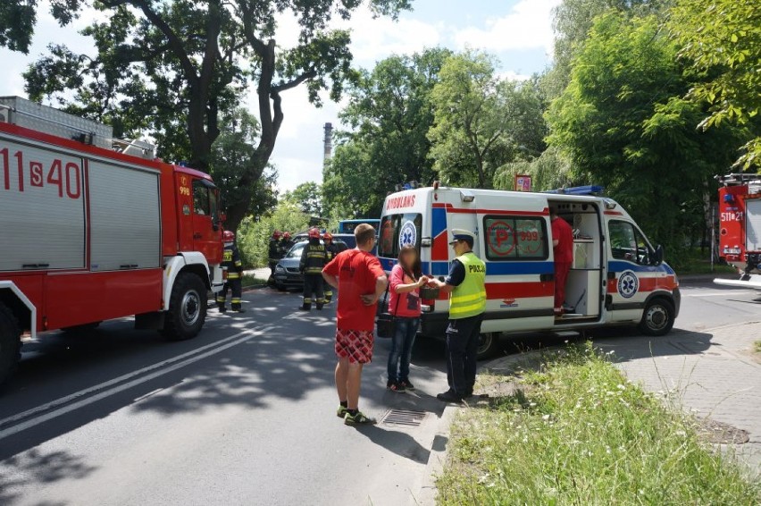 Wypadek w Mikołowie na skrzyżowaniu Rybnickiej i Rymera 