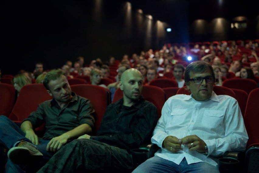 Marcin Janiec (pierwszy z lewej) na premierze filmu „The...