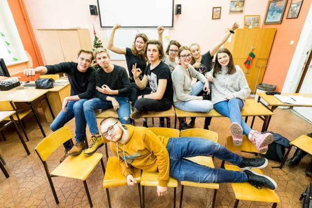 Uczniowie VI LO w Bydgoszczy będą wirtualnie zachęcać uczniów ostatnich klas podstawówek do nauki w ich szkole.