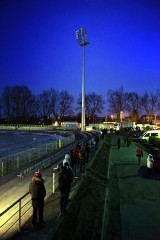 Na stadionie RKS Raków rozbłysły nowe jupitery 