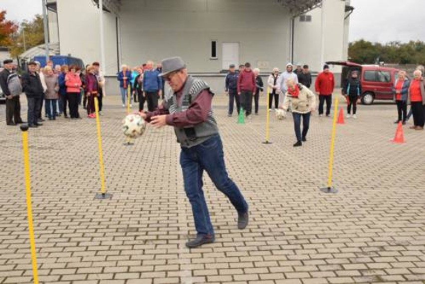 Olimpiada koziegłowskich seniorów. Dobra zabawa ZDJĘCIA 