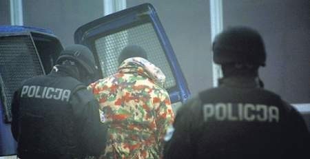 Komenda Główna Policji wyjaśnia, czy w Poznaniu gangsterzy dawali łapówki miejscowym funkcjonariuszom - FOT. PIOTR JASICZEK