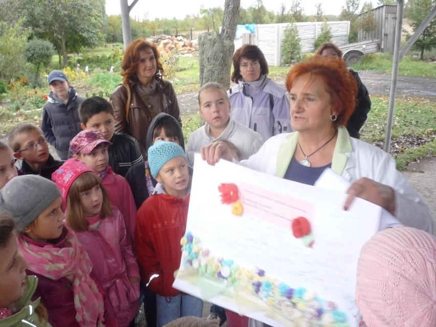 Uczniowie SP w Gomunicach odwiedzili młyn w Chrzanowicach