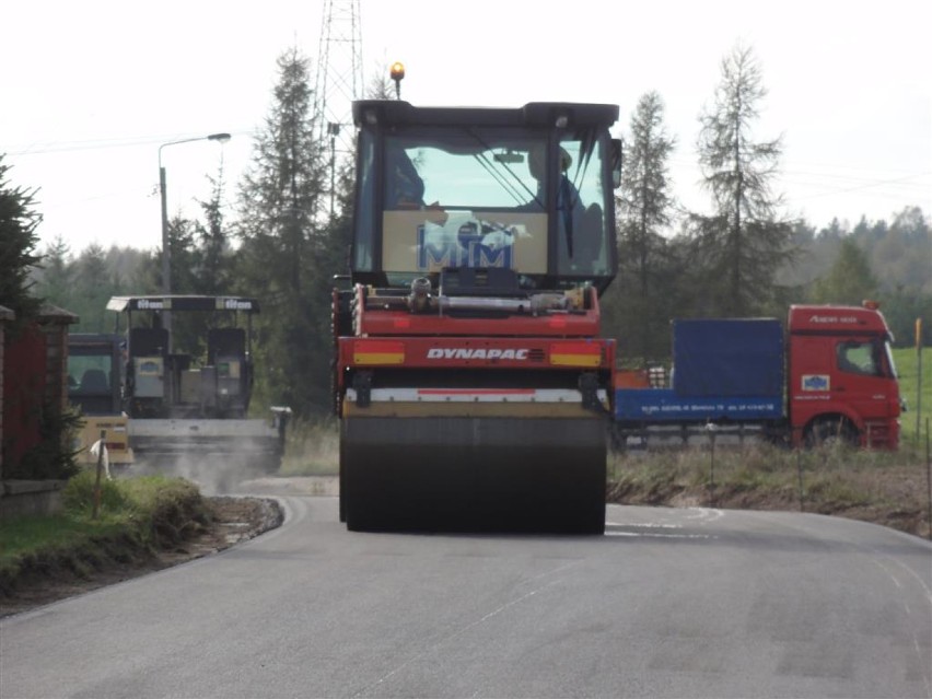 Nowe nawierzchnie asfaltowe w gminie Żukowo 2016