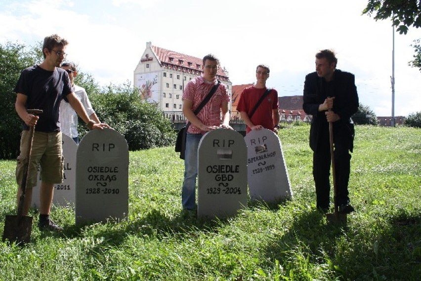 Elewacje na gdańskich budynkach to temat rzeka. Jednak, gdy...