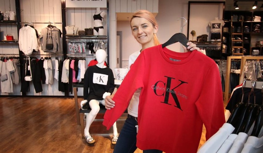 Calvin Klein to marka odzieżowa powstała w 1968 roku z...