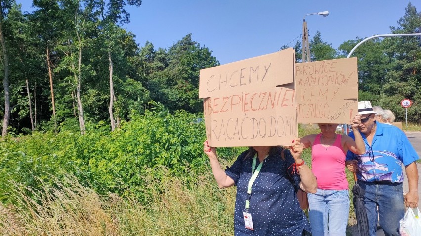 W poniedziałek 19 lipca mieszkańcy Ząbkowic i Antoniowa...