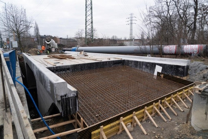 W Katowicach trwa budowa nowego torowiska
